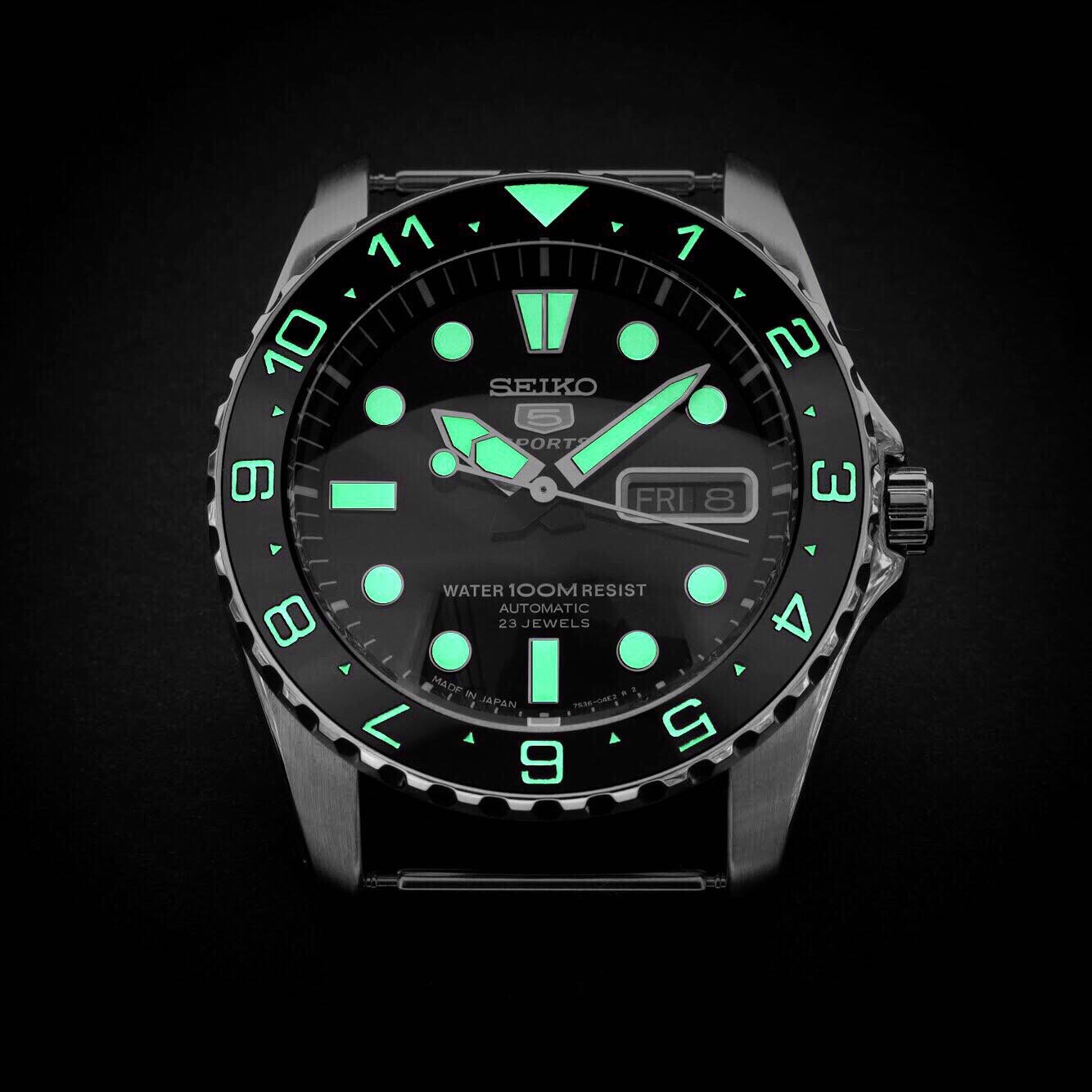 Ceramic Insert Urchin Dual Time Black Luminous Green DLW WATCHES